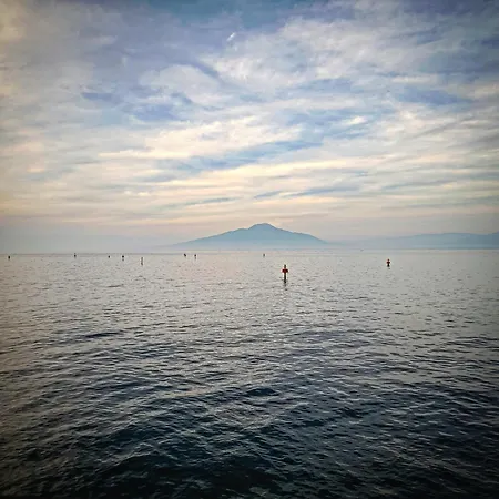 Διαμέρισμα Partenopea Mare *