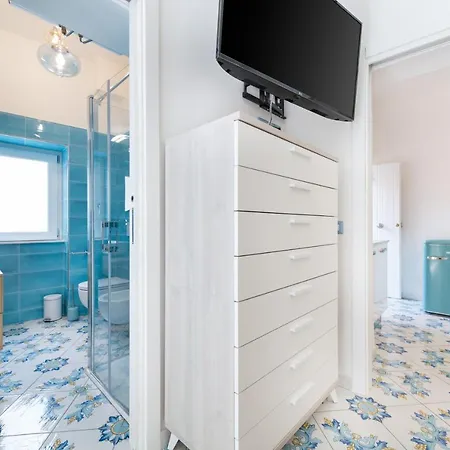Apartment Partenopea Mare